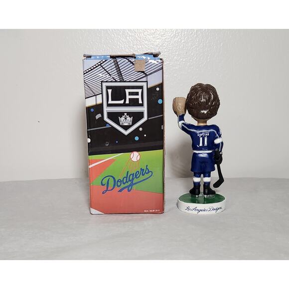 Los Angeles Dodgers Night LA Kings Anze Kopitar SGA Bobblehead 2020 Pre-owned - Picture 6 of 7